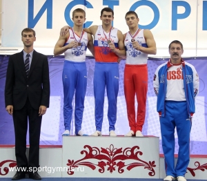 MEN_8899
